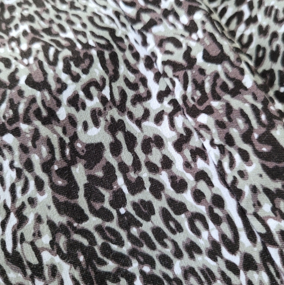 Counterparts Sz 10 Animal Print Pant - Picture 9 of 14